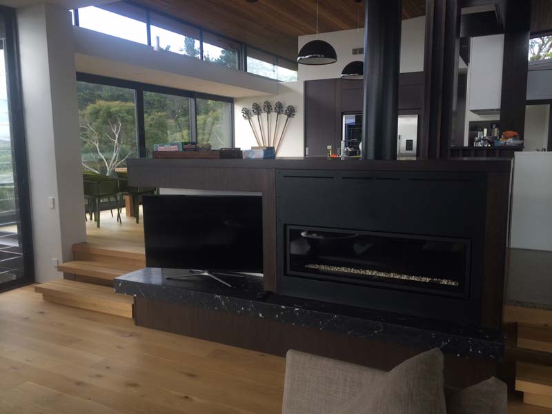 STiRLiNG KiTCHENS bespoke fireplace cabinetry